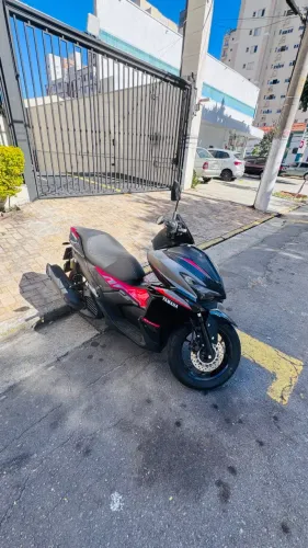 Yamaha Aerox 160 abs 