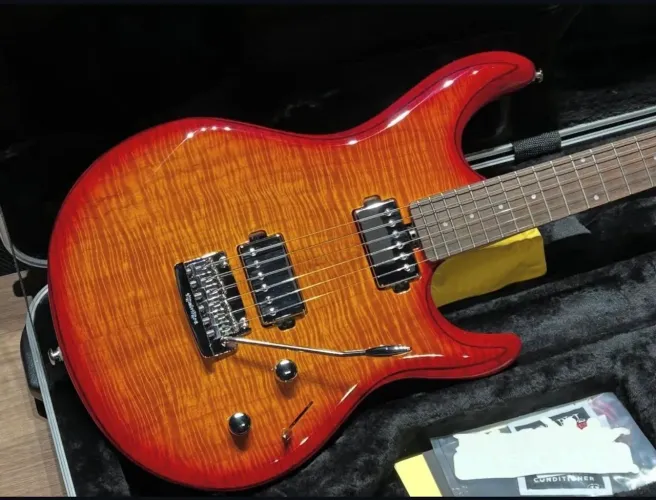 Music Man Luke 3 HH Maple Top - Cherry Flame 2022