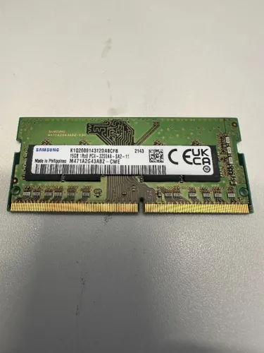 Memória RAM Samsung 16GB DDR4 3200MHz p/ Notebook