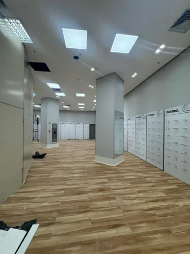 Venha transformar seu ambiente com Piso vinílico e rodapé