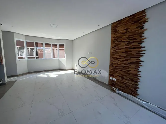 Sobrado com 3 dormitórios à venda, 200 m² por R$ 1.500.000,00 - Parque Renato Maia - Guaru