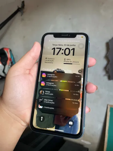 iPhone azul sem marcas 64GB