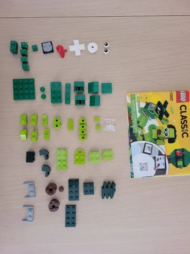 Conjuntos lego 11007, 10715 e 10692 - Faltando algumas peças