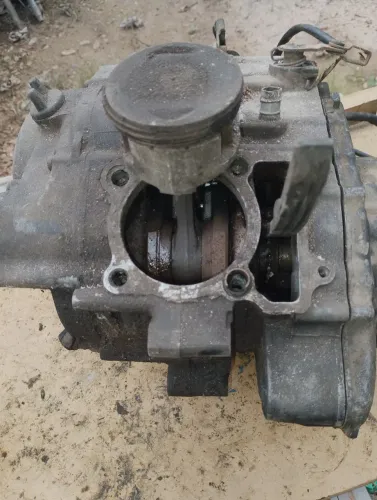 Motor Yamaha 225cc