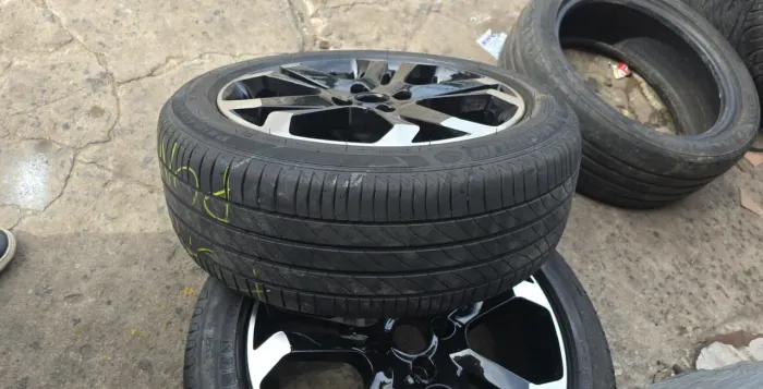 vendo ou troco Jogo de roda para fiat ARO 17