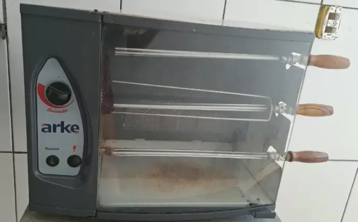 Assadeira de frango 3 espetos