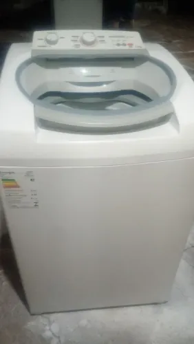 Vendo máquina de lavar Brastemp ative 11 kg modelo moderno
