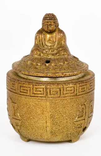 Incensório em bronze dourado com tampa encimada pela figura de BUDDHA