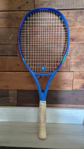 Raquete Yonex Ezone 2025 - Cabeça 100 L3