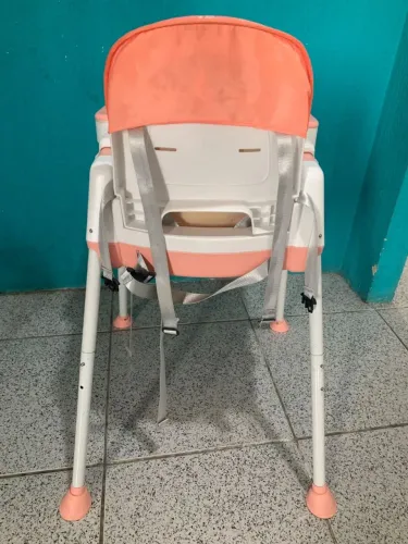 Cadeira de alimentação infantil 