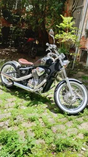 Moto shadow