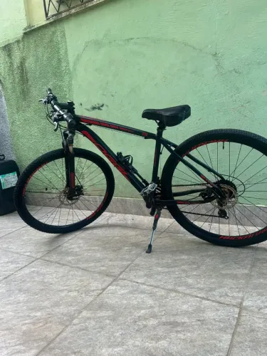 Bicicleta Oggi Hacker Sport (MTB)