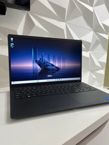 Notebook Dell 15 Touchscreen - Intel Core i5 13ª Geração | Novo, sem uso