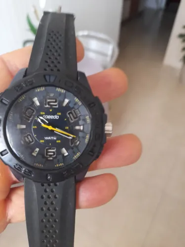 Vendo um relógio speedo funcionando e 