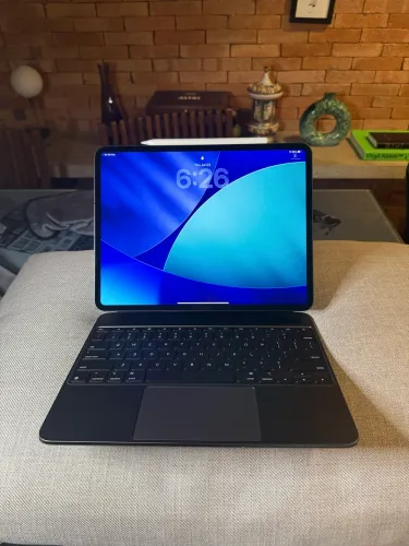 iPad Pro M4 13? Cellular + Keyboard + Apple Pencil 256GB