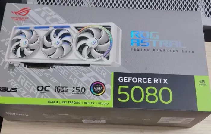 Placa de Vídeo Nvidia Rog Astral Rtx 5080 Novo Lacrado