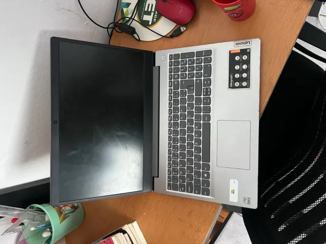 Notebook Lenovo Ideapad 3i - SSD 256 -- Windows 11