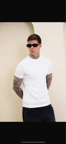 Camiseta Slim Fit Casual (Premium) 