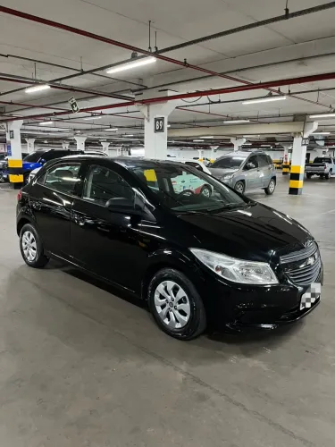 Chevrolet Onix JOY Hatch 1.0 8V Flex Mec. 4P 2018