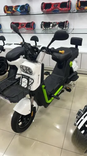 Scooter moto eletrica