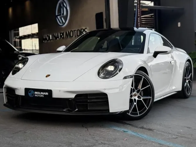 Porsche 911 Carrera Coupe 2025
