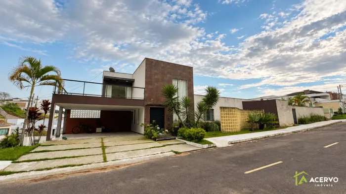 Casa com 3 Quartos, Suíte e 431 m² de Terreno no Nova Gramado Village | Condomínio com Laz