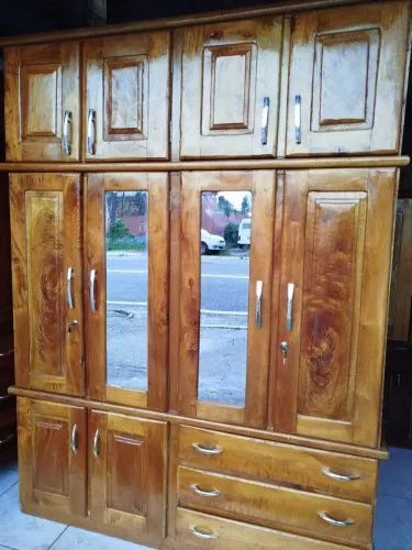 Lindo guarda roupa de casal