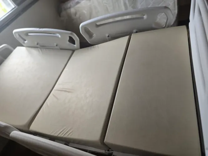 Cama hospitalar, motorizada, 4 movimentos, Pilati