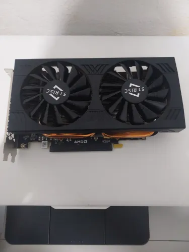 Placa de video rx580 nunca foi aberta só retirada em mãos franca sp não envio