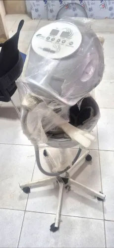 Vendo Aparelho Massageador Vibrocell. Para centro de Estética.