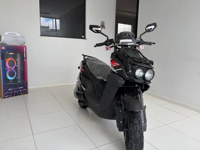 Moto elétrica modelo tanque 1000 watts bateria de lítio