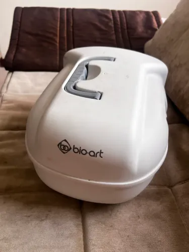 Articulador semi ajustável Bioart com arco facial e mesa camper