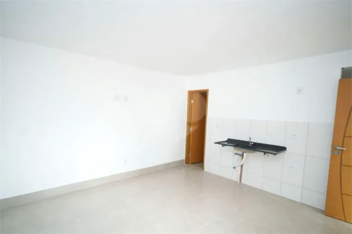 Apartamento à venda com 1 quarto no condomínio Manoel Ramos, São Paulo - SP