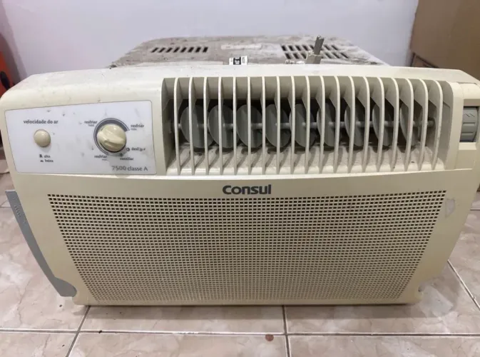AR 7500BTU 220v