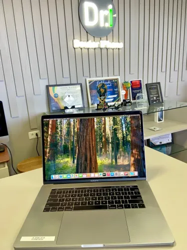 MacBook Pro