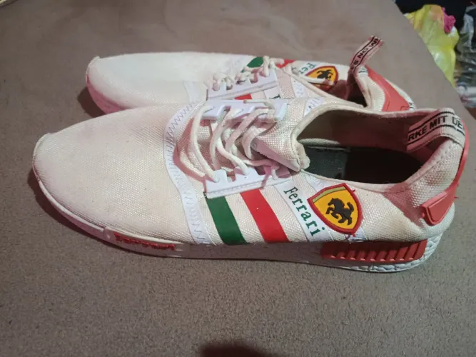 Tênis Ferrari 