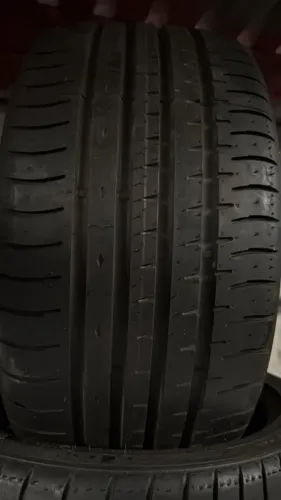 Pneu 265/35/18 Acelera Novo 100 % vida útil