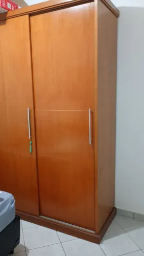 Armario quarto madeira porta correr 