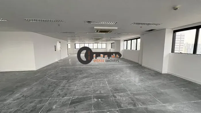 SALA EM CONJUNTO COMERCIAL PARA LOCAÇÃO/PLANALTO PAULISTA/SP