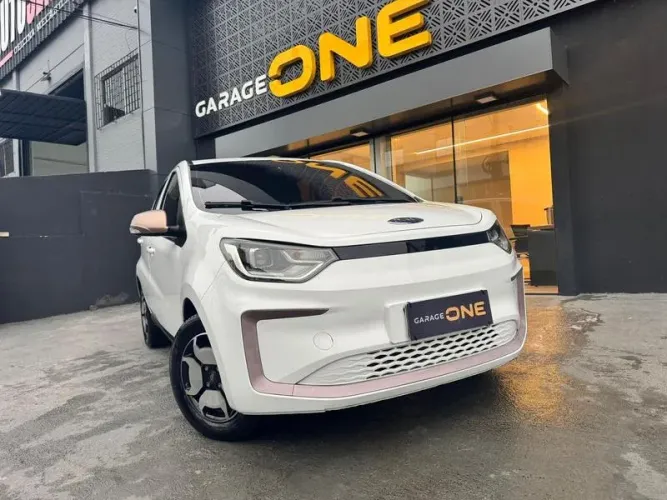 JAC E-JS1 62cv 5P Aut. (elétrico) 2025