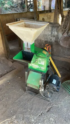 Vendo Picador / Triturador forrageiro
