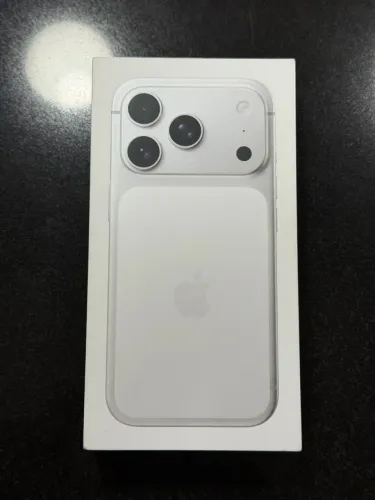 iPhone 17 pro Max 256gb LACRADO