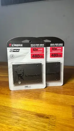 SSD 480GB Kingston (LACRADO) 1 unidade