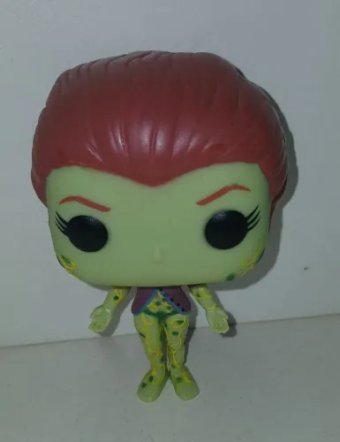 BONECO FUNKO POP ORIGINAL DC COMICS HERA VENENOSA POISON IVY ARKHAM