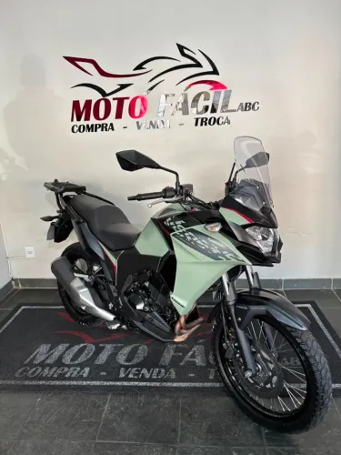 2024 Kawasaki kawasaki/versys-x 300 cinza