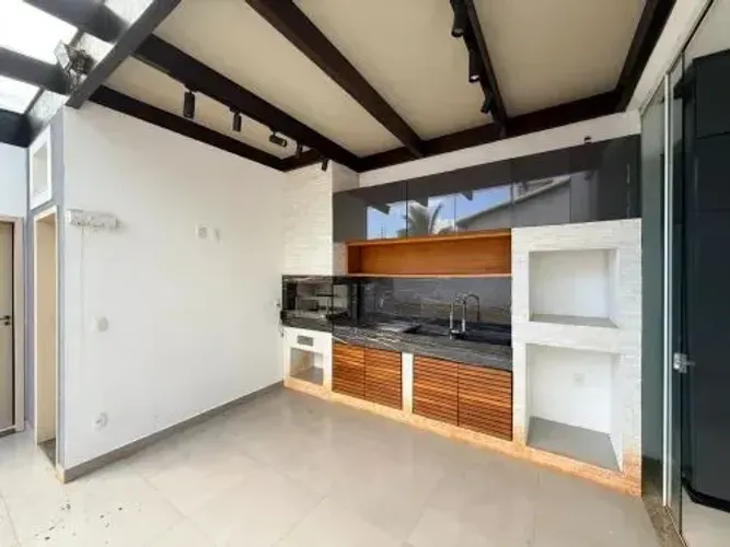Vendo casa no conjunto maguari