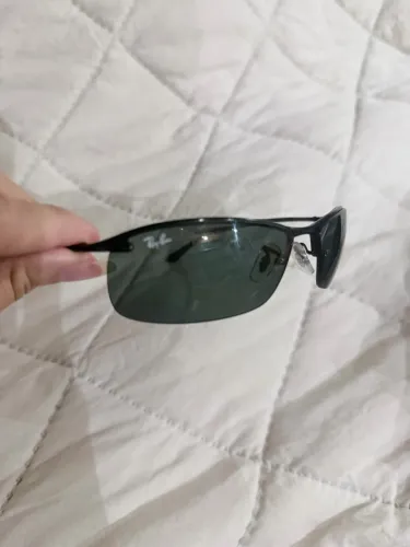 Óculos ray ban masculino novíssimo 