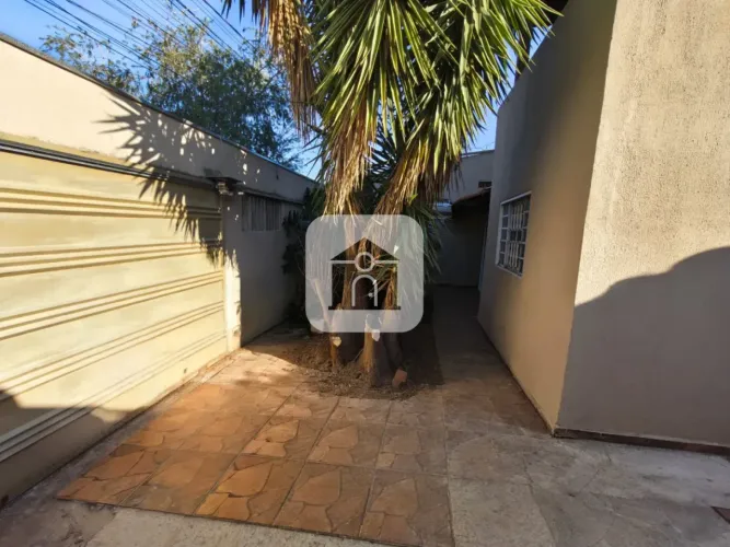 Casa sobrado para locação no bairro Jardim Europa