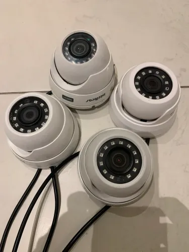 4 câmeras Intelbras dome