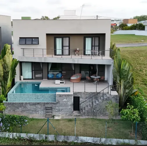 Casa de condomínio para venda tem 300 metros quadrados com 4 quartos em Várzea - Recife -
